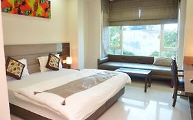 Hotel Sopan Heights